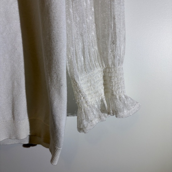 Adrianna Papel Medium White Blouse - Picture 6 of 8